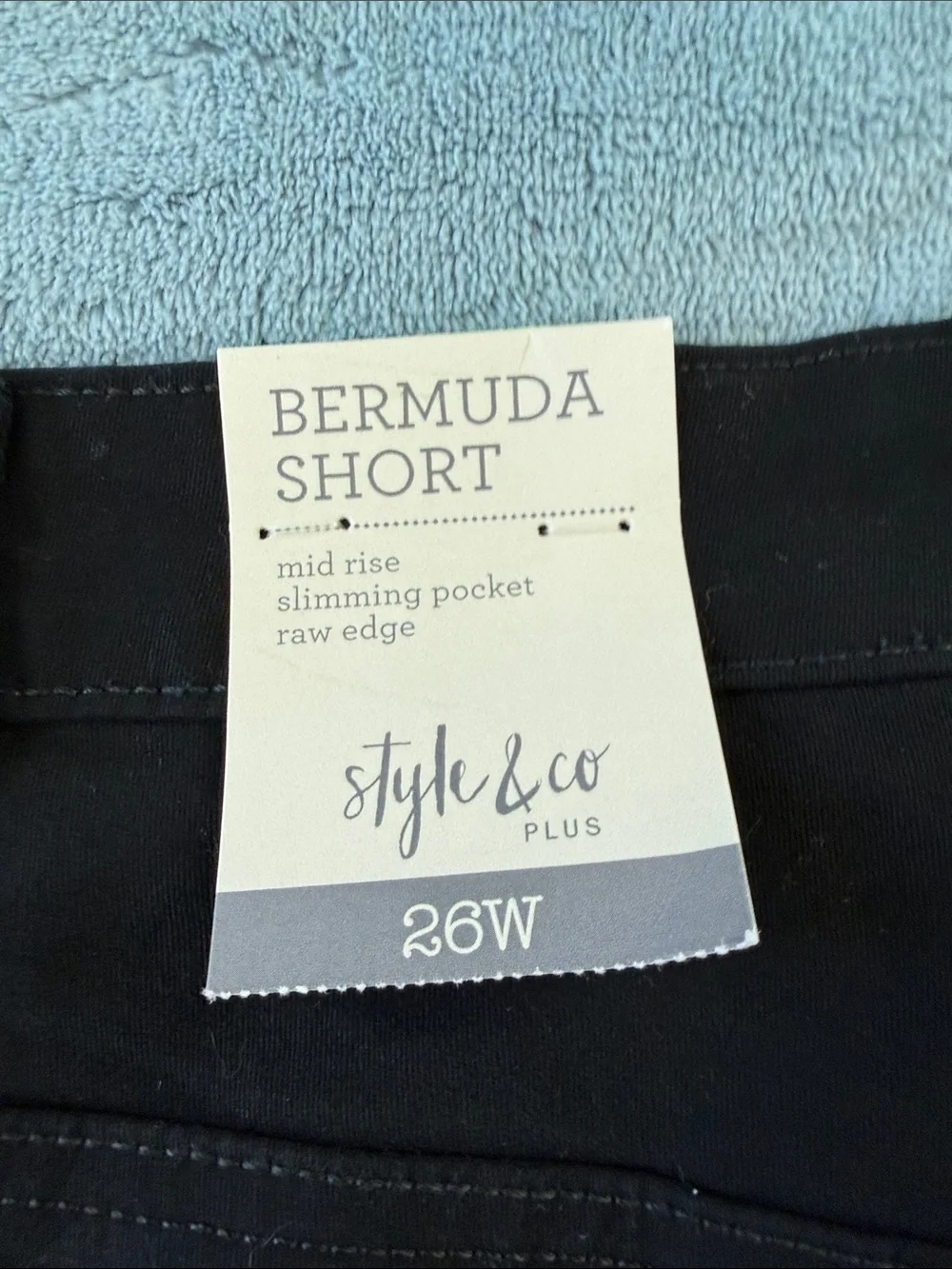 NEW STYLE & CO Plus Size Denim Raw-Edge Deep Black Mid-Rise Bermuda Short Sz 26W